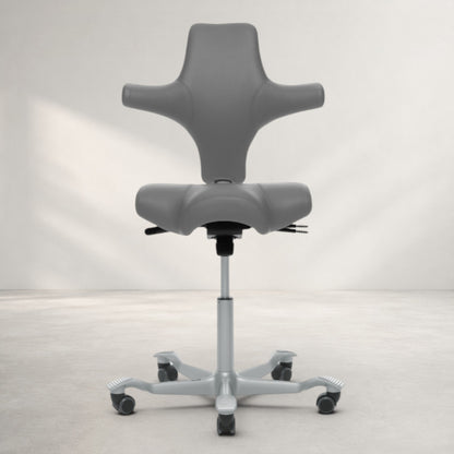 600 Series Operators Stool