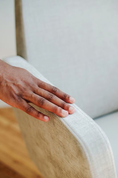 Abrazo Metal Seating Collection